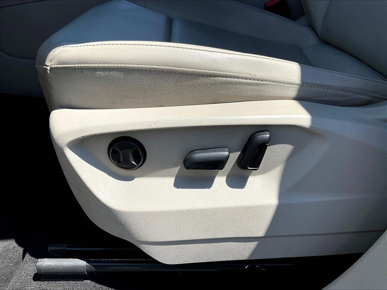 Used 2018 Volkswagen Atlas SE AWD/4WD image 37