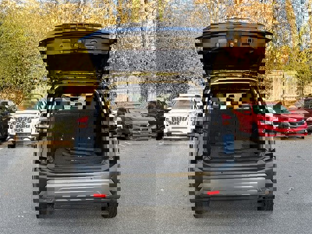 Used 2023 Nissan Rogue SV image 15