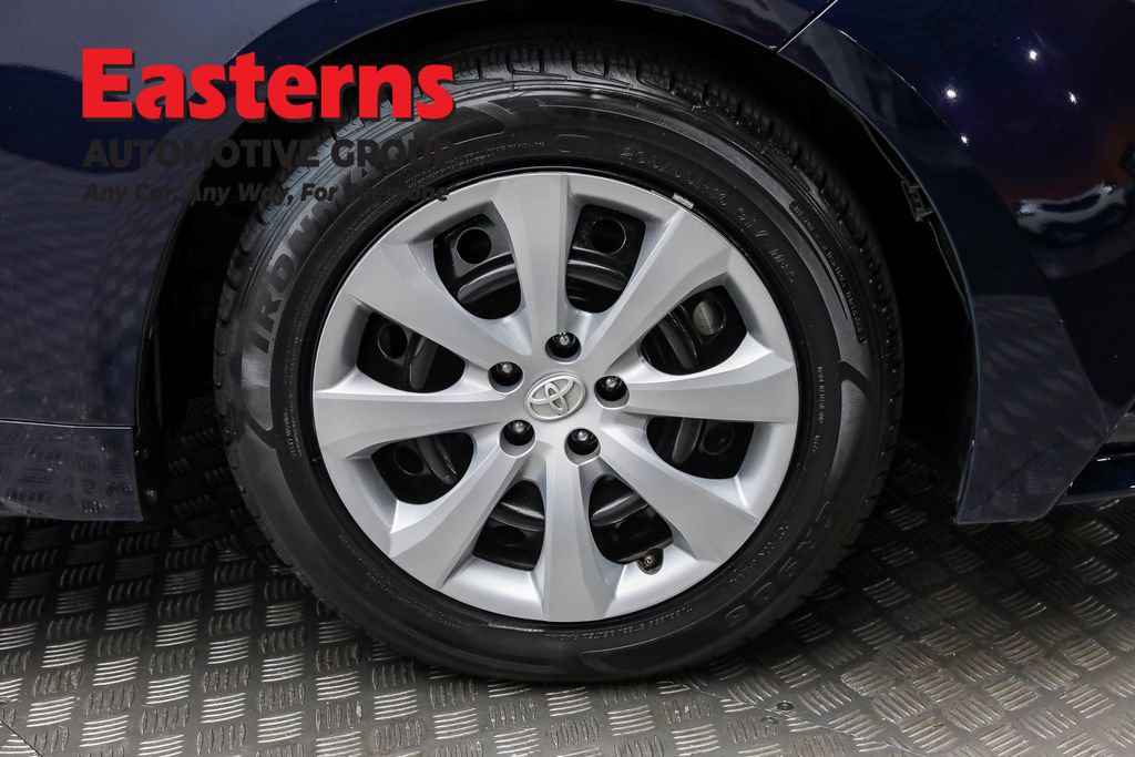 Used 2023 Toyota Corolla LE image 29