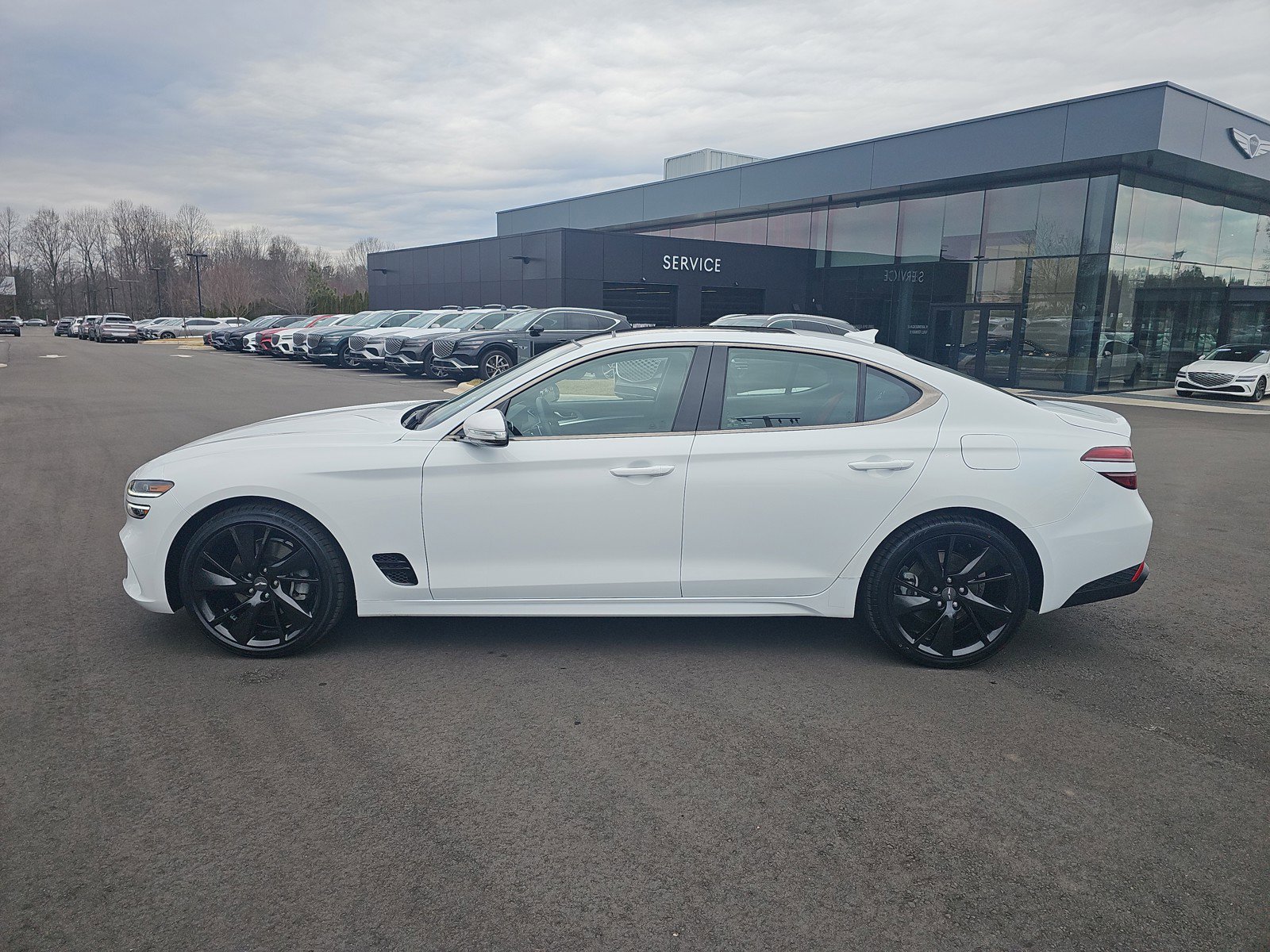 Used 2023 Genesis G70 2.0T w/ Sport Prestige Package image 6
