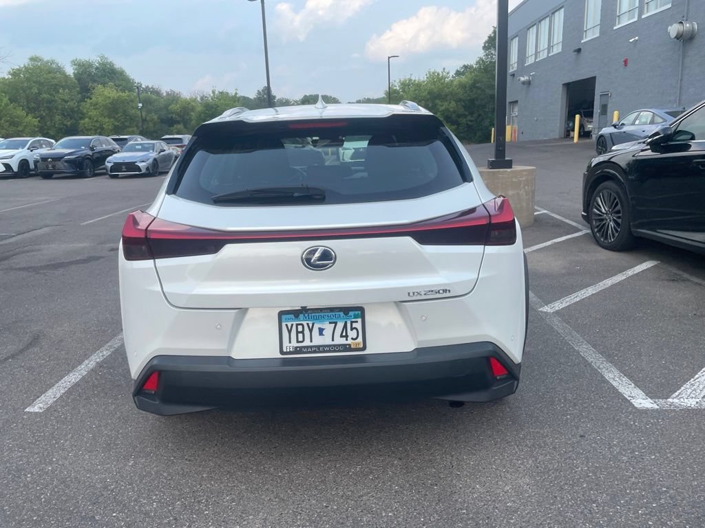 Used 2019 Lexus UX 250h w/ Premium Package AWD/4WD image 26
