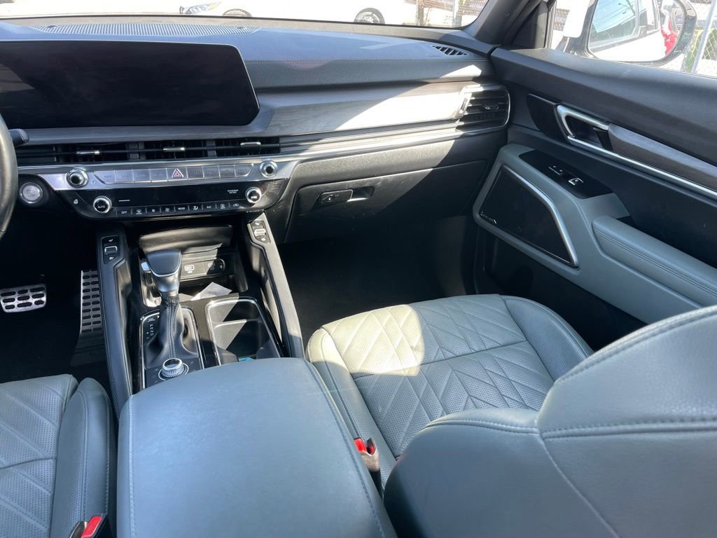 Used 2023 Kia Telluride SX X-Line image 10
