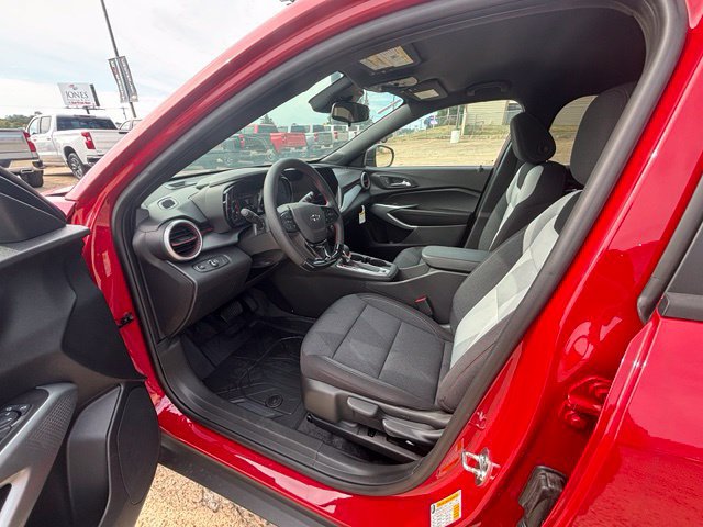 New 2026 Chevrolet Trax RS w/ Driver Confidence Package FWD image 11