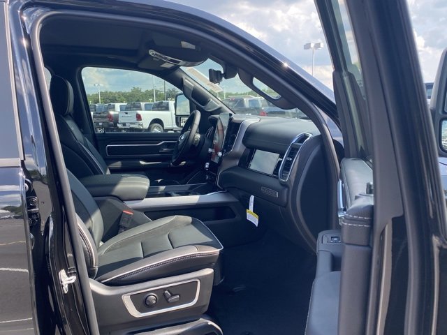 New 2025 RAM 1500 Laramie w/ Night Edition image 28