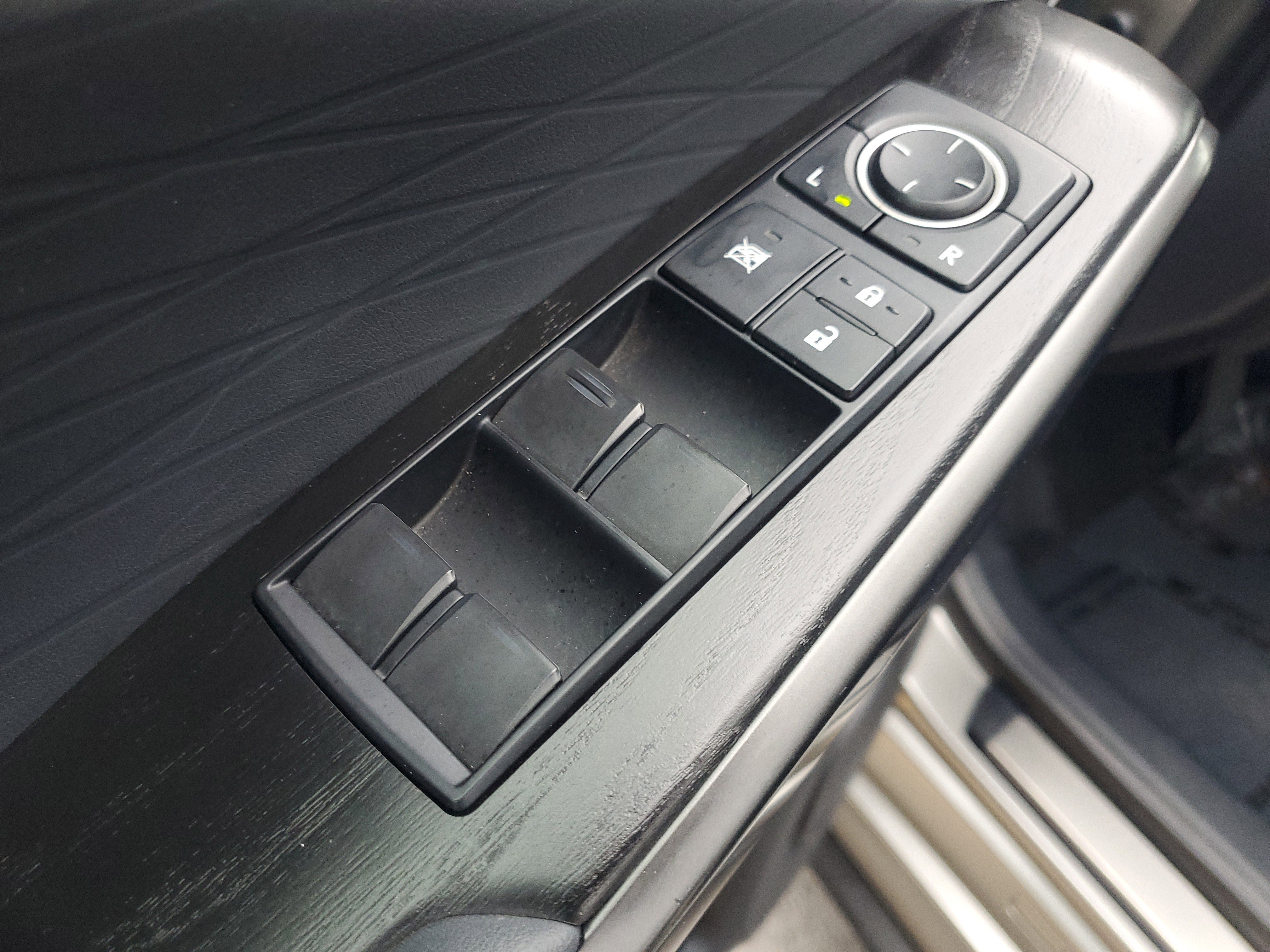 Certified 2023 Lexus IS 300 w/ Premium Package image 19