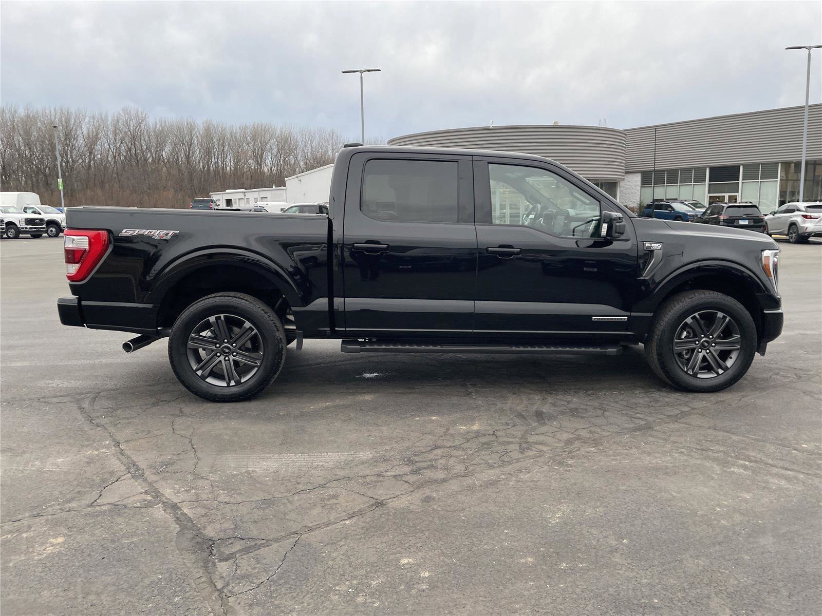 Used 2023 Ford F150 Lariat w/ Equipment Group 502A High image 10