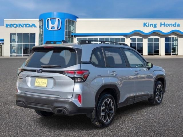 Used 2025 Subaru Forester Premium w/ Convenience Package #1 image 8