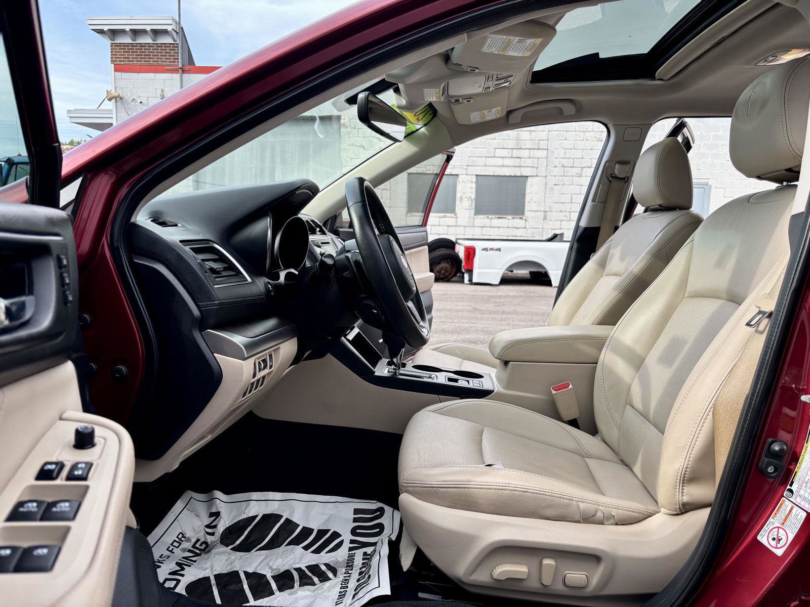 Used 2019 Subaru Outback 3.6R Limited AWD/4WD image 2