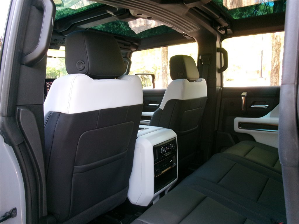 Used 2024 GMC Hummer EV 2X AWD/4WD image 33