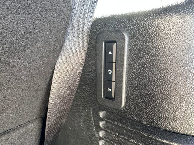 Used 2016 Ford Expedition Platinum image 26