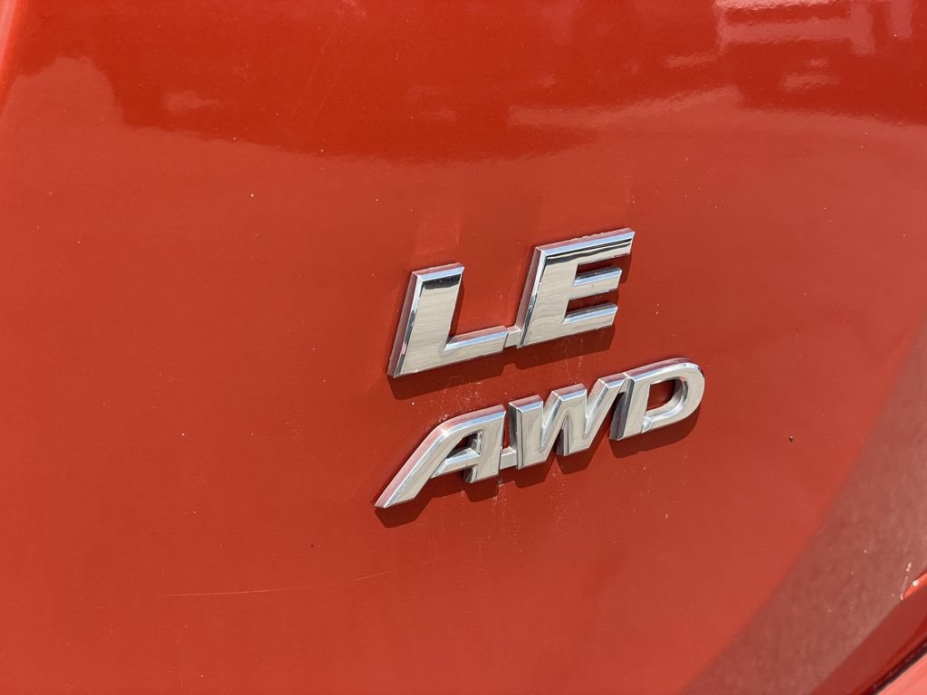 Used 2016 Toyota RAV4 LE AWD/4WD image 9