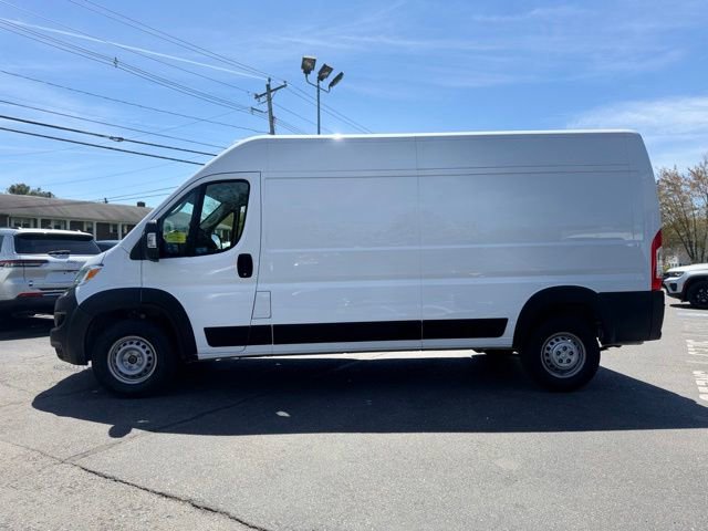 Used 2025 RAM ProMaster 2500 w/ Convenience Group FWD image 2