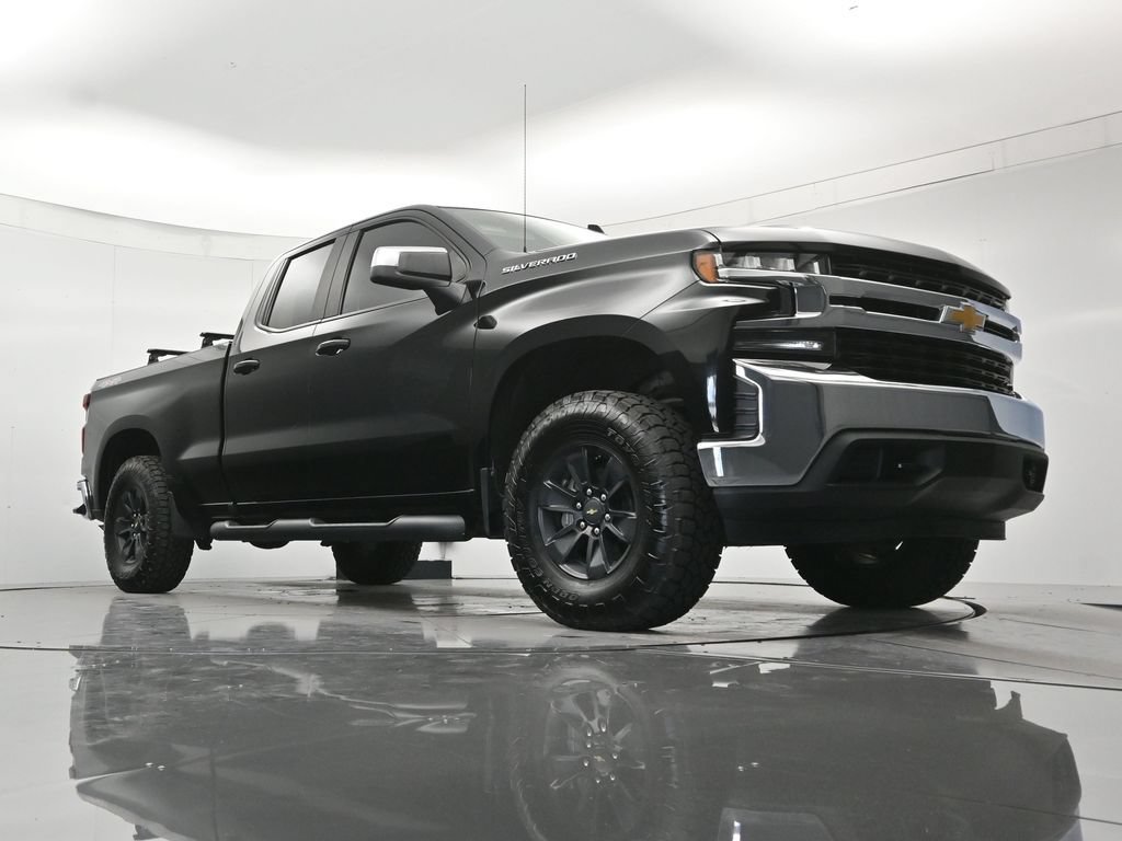 Used 2020 Chevrolet Silverado 1500 LT w/ Trailering Package AWD/4WD image 38
