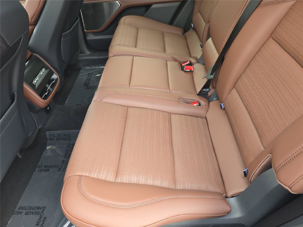 New 2026 Lincoln Nautilus Reserve AWD/4WD image 12
