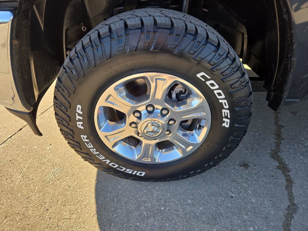 Used 2022 RAM 2500 Big Horn w/ Level B Equipment Group AWD/4WD image 33