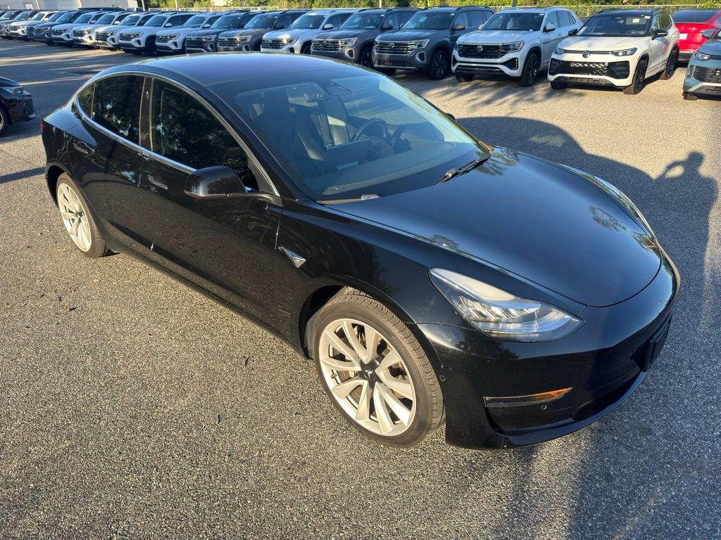 Used 2019 Tesla Model 3 Mid Range image 4