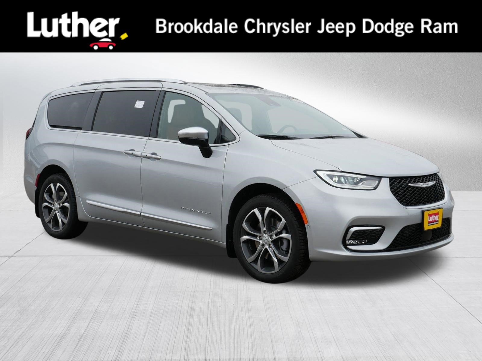 New 2026 Chrysler Pacifica Pinnacle