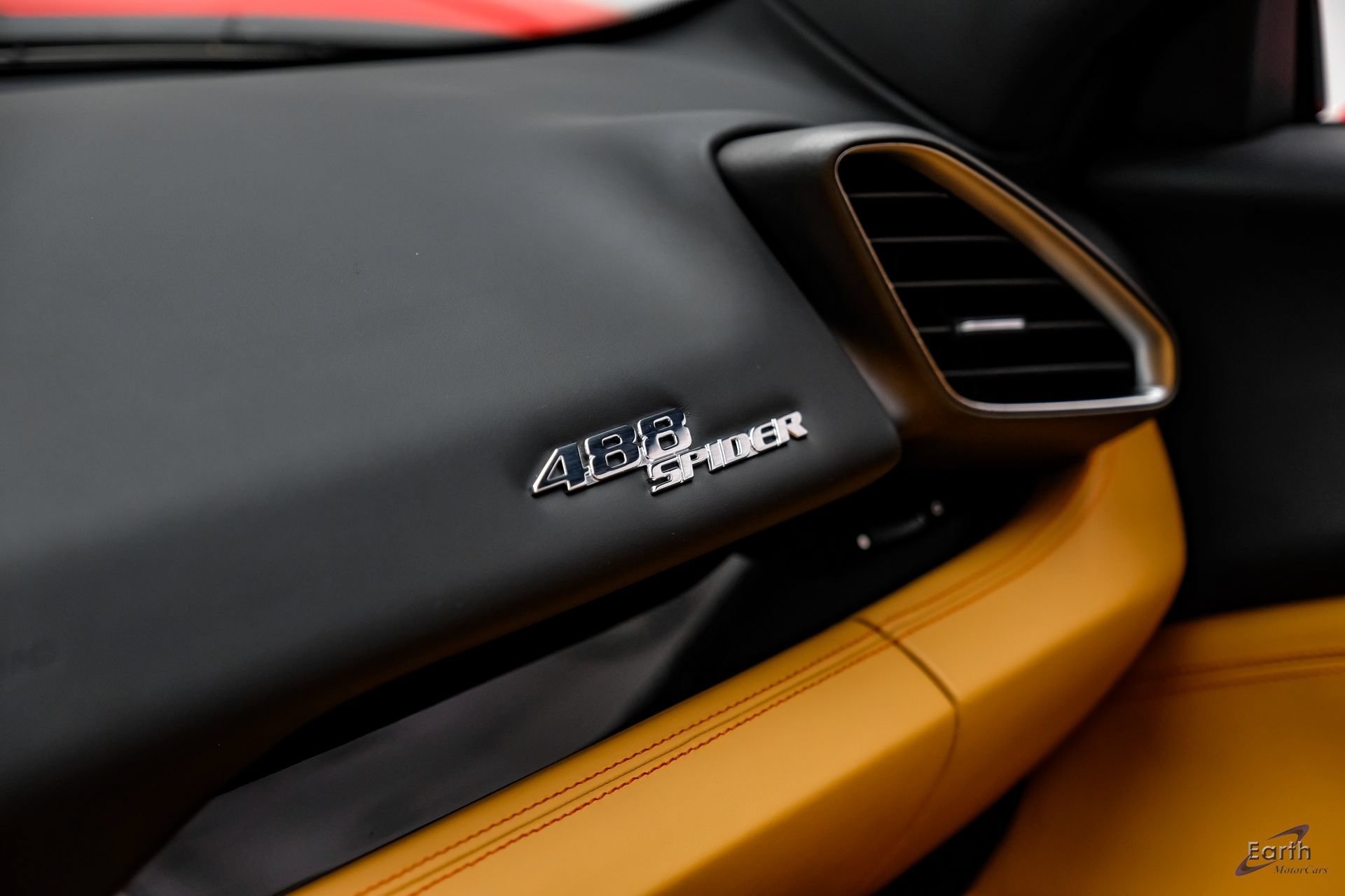 Used 2018 Ferrari 488 Spider RWD image 79