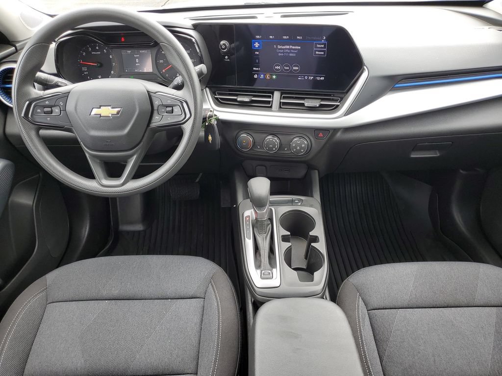 Used 2024 Chevrolet Trax LS w/ LS Convenience Package FWD image 24