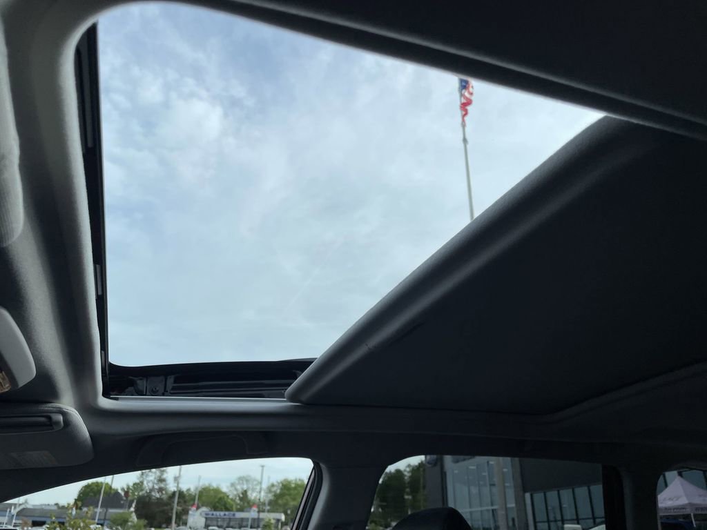 Used 2017 Subaru Forester 2.5i Touring image 10