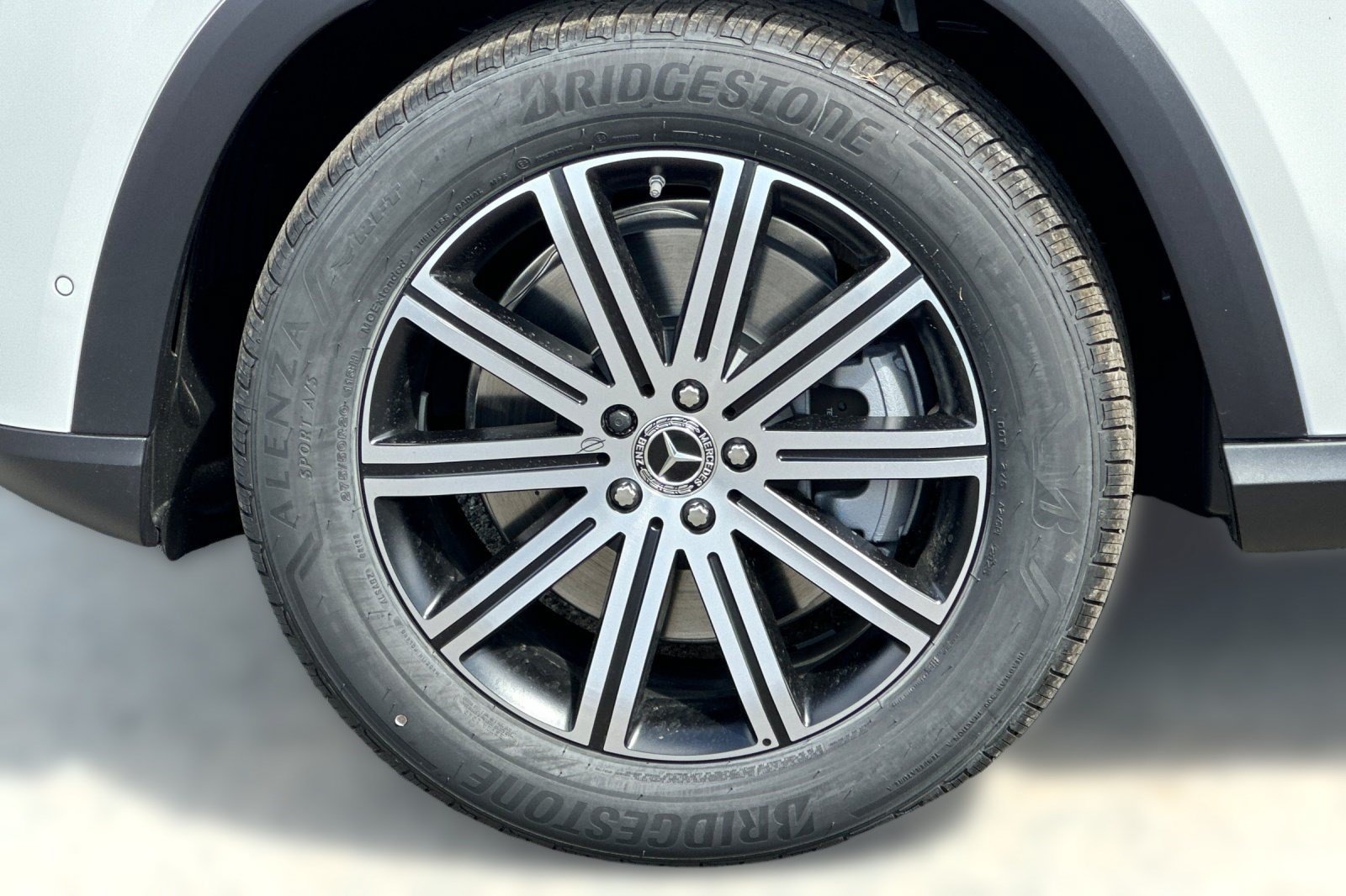 New 2026 Mercedes-Benz GLE 450e 4MATIC image 13