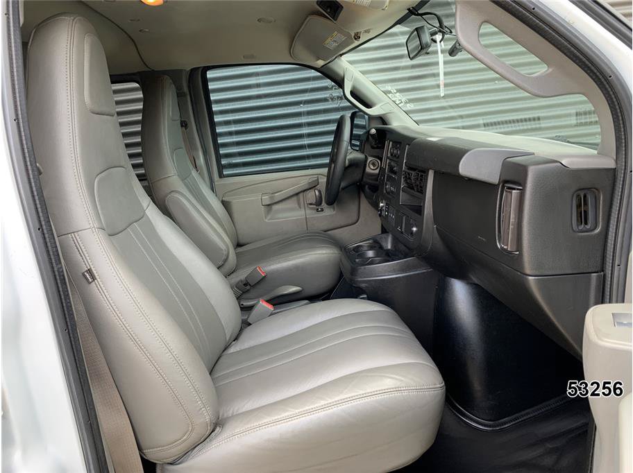 Used 2018 Chevrolet Express 2500 LS w/ Driver Convenience Package RWD image 20