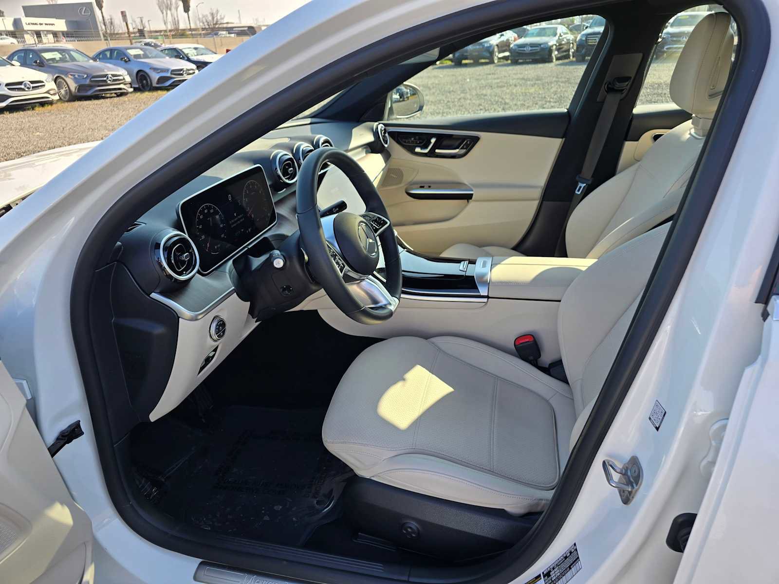 Used 2025 Mercedes-Benz C 300 Sedan image 22