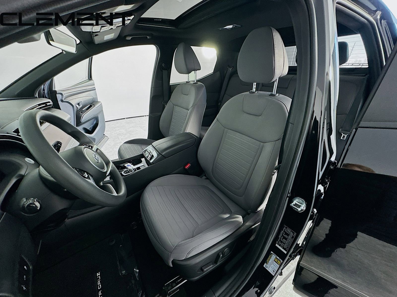 Certified 2024 Hyundai Santa Cruz SEL w/ Activity Package image 30