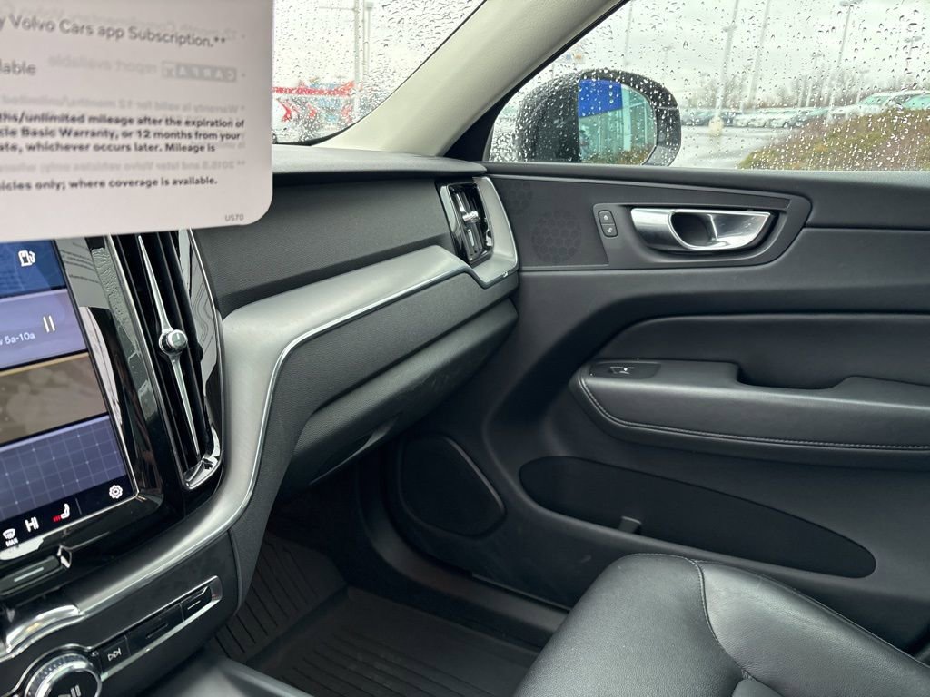 Certified 2023 Volvo XC60 B5 Core w/ Climate Package AWD/4WD image 33