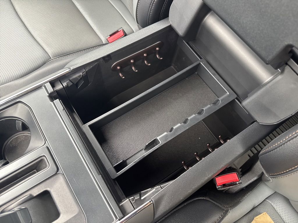 Used 2022 Ford F150 Lightning Lariat image 43