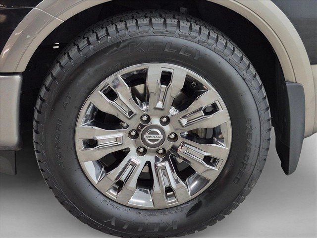 Used 2018 Nissan Titan Platinum Reserve w/ Platinum Utility Package RWD image 24