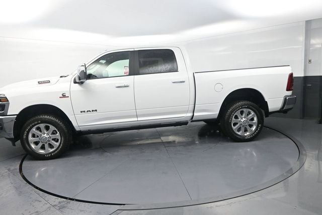 New 2026 RAM 3500 Laramie AWD/4WD image 6