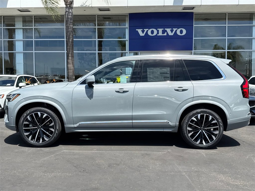 New 2026 Volvo XC90 B5 Plus image 2