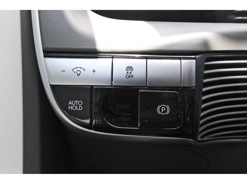 Certified 2024 Hyundai Ioniq 5 SE RWD image 23