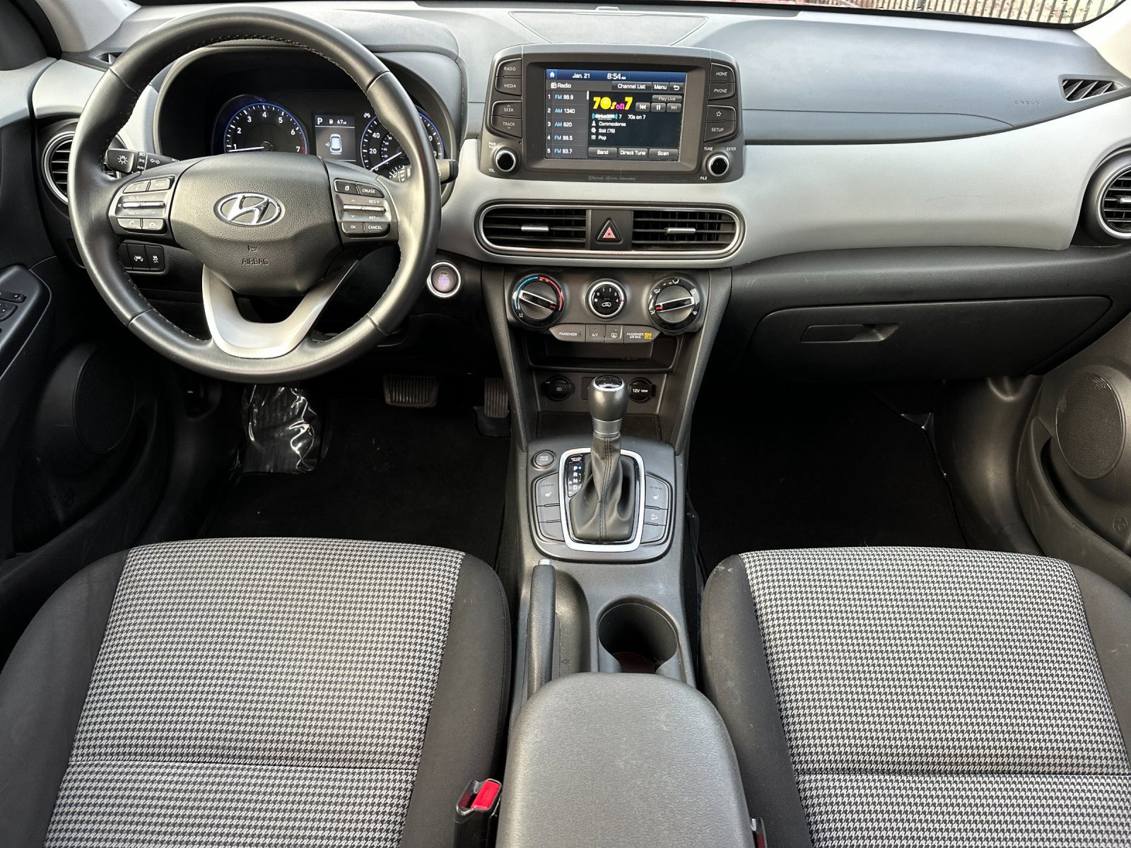 Used 2019 Hyundai Kona SEL image 13