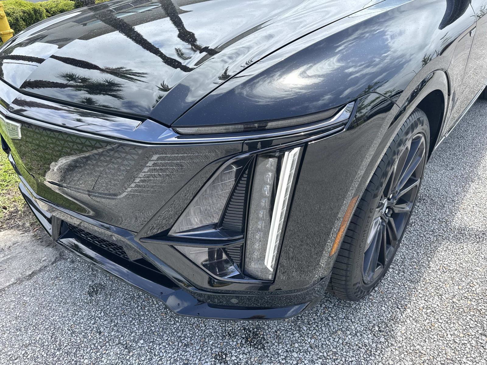 New 2026 Cadillac Lyriq V AWD/4WD image 10