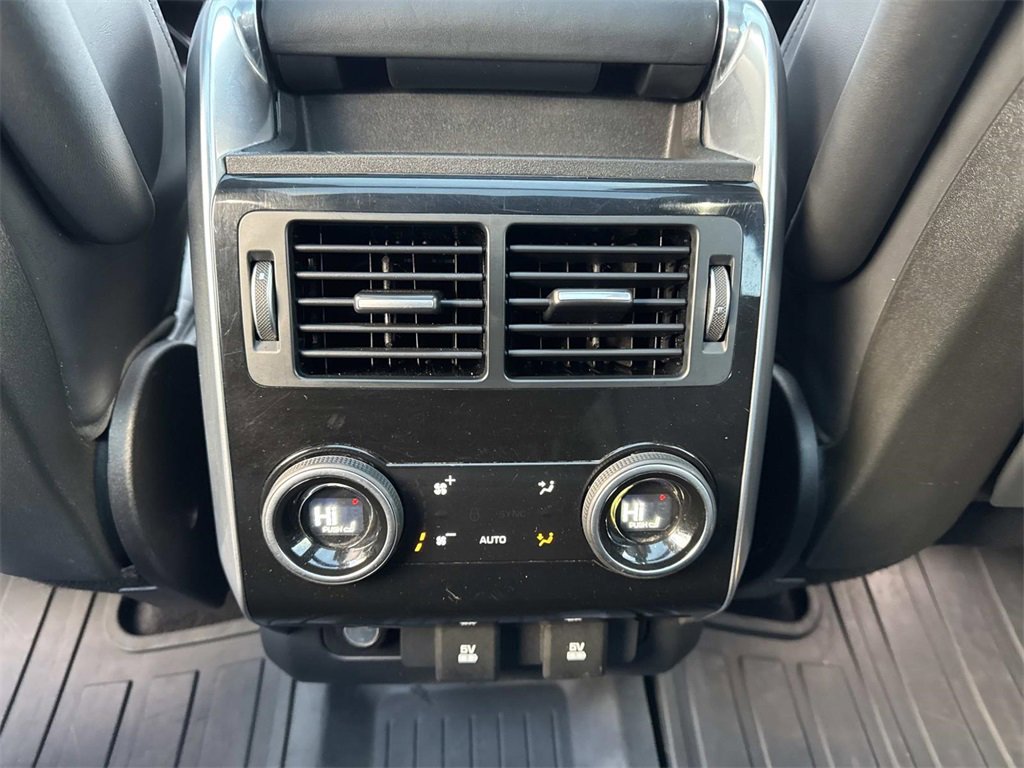 Used 2021 Land Rover Range Rover Sport HSE Silver Edition image 16