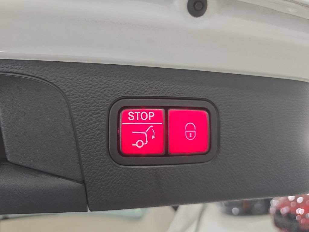 Used 2022 Mercedes-Benz GLC 300 image 30