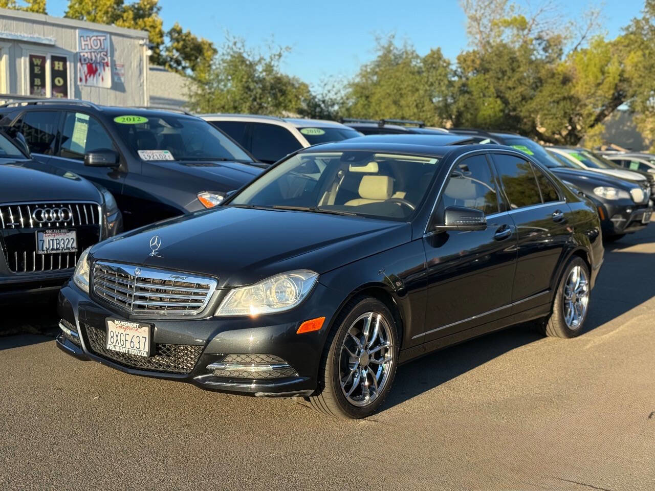 Used 2013 Mercedes-Benz C 250 Sedan image 3