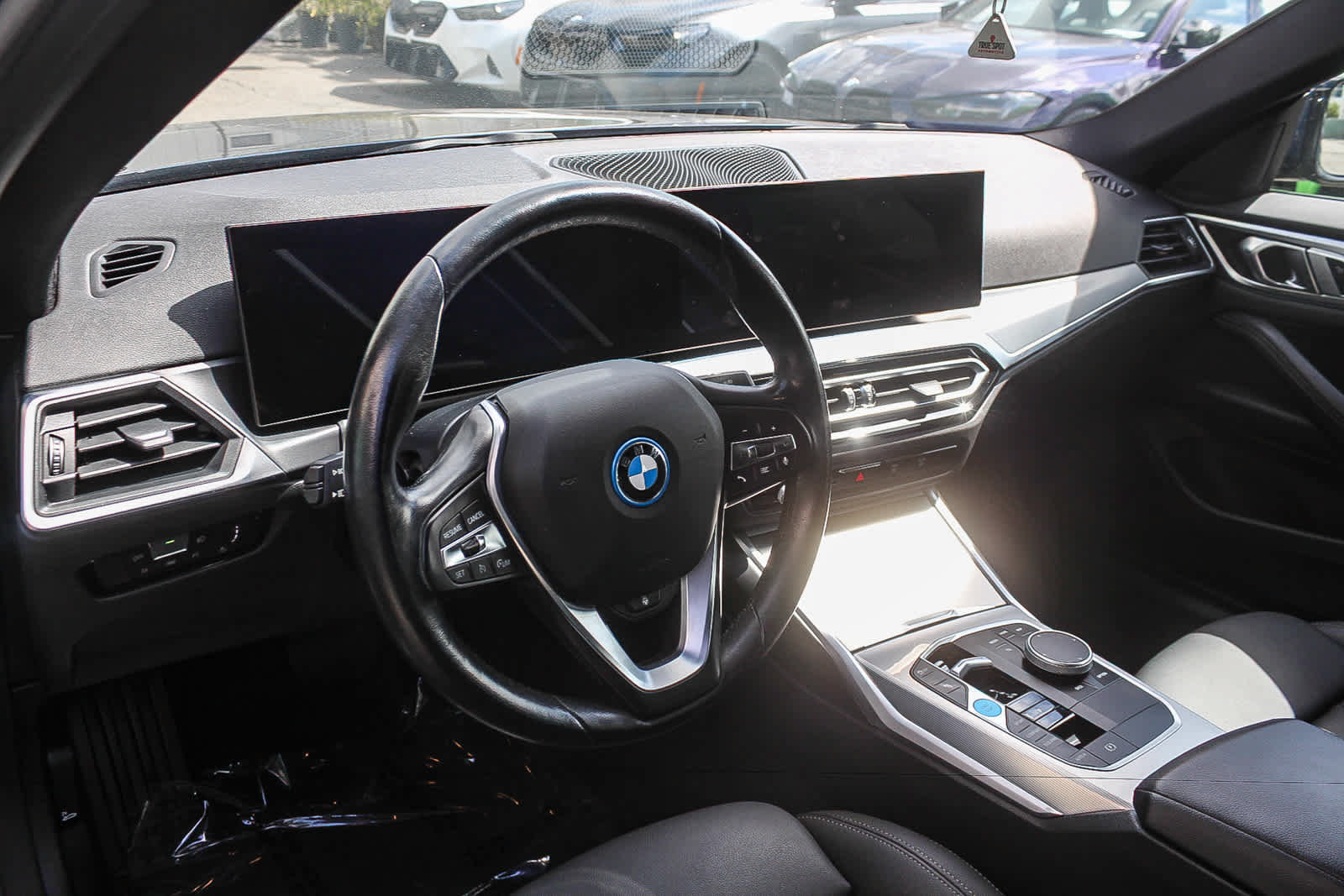 Certified 2023 BMW i4 eDrive35 w/ Premium Package RWD image 16