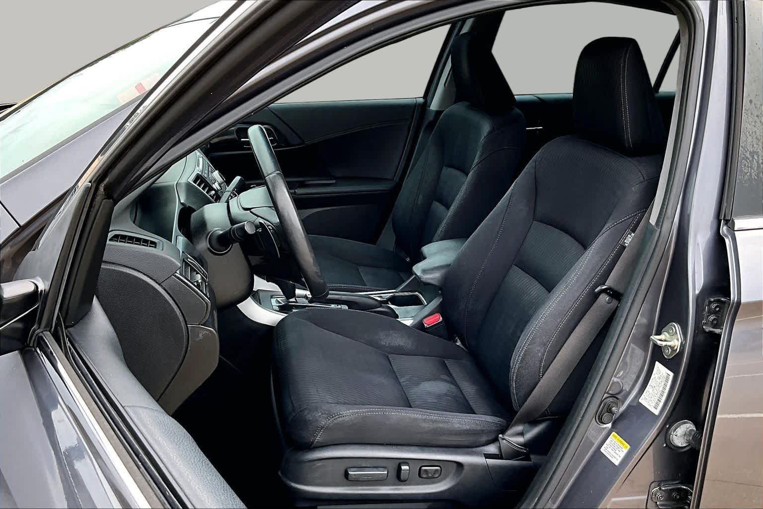 Used 2013 Honda Accord Sport image 7