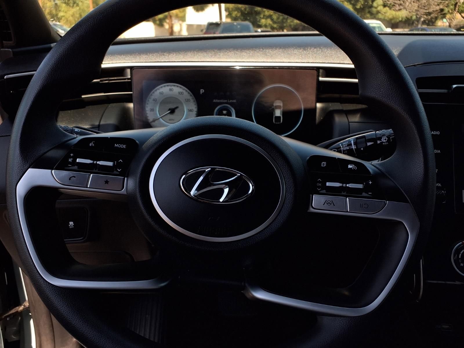 Used 2022 Hyundai Santa Cruz SEL w/ Activity Package image 13