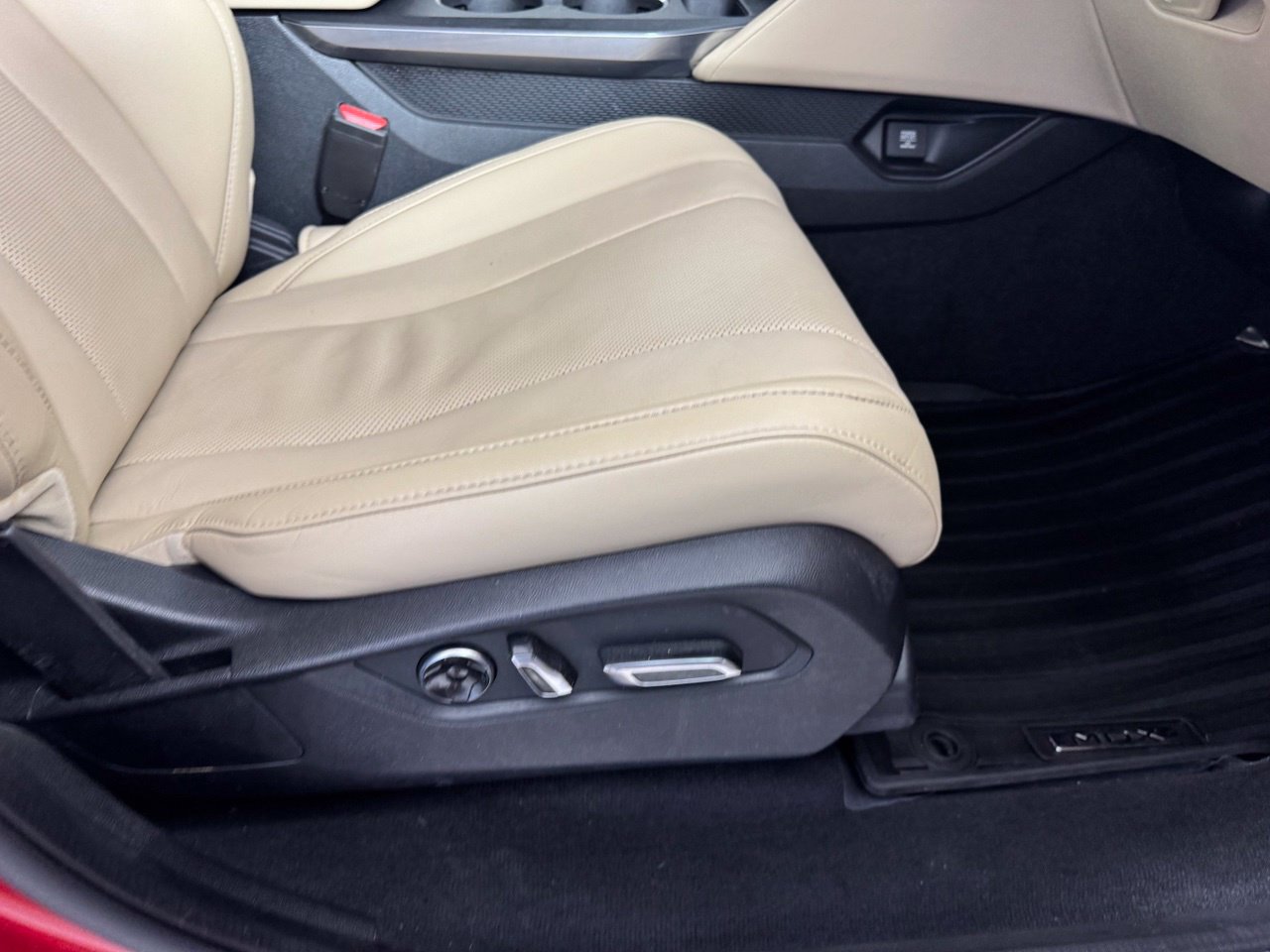 Used 2022 Acura MDX w/ Technology Package FWD image 38