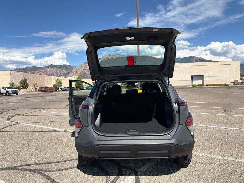 New 2026 Hyundai Kona SE AWD/4WD image 33