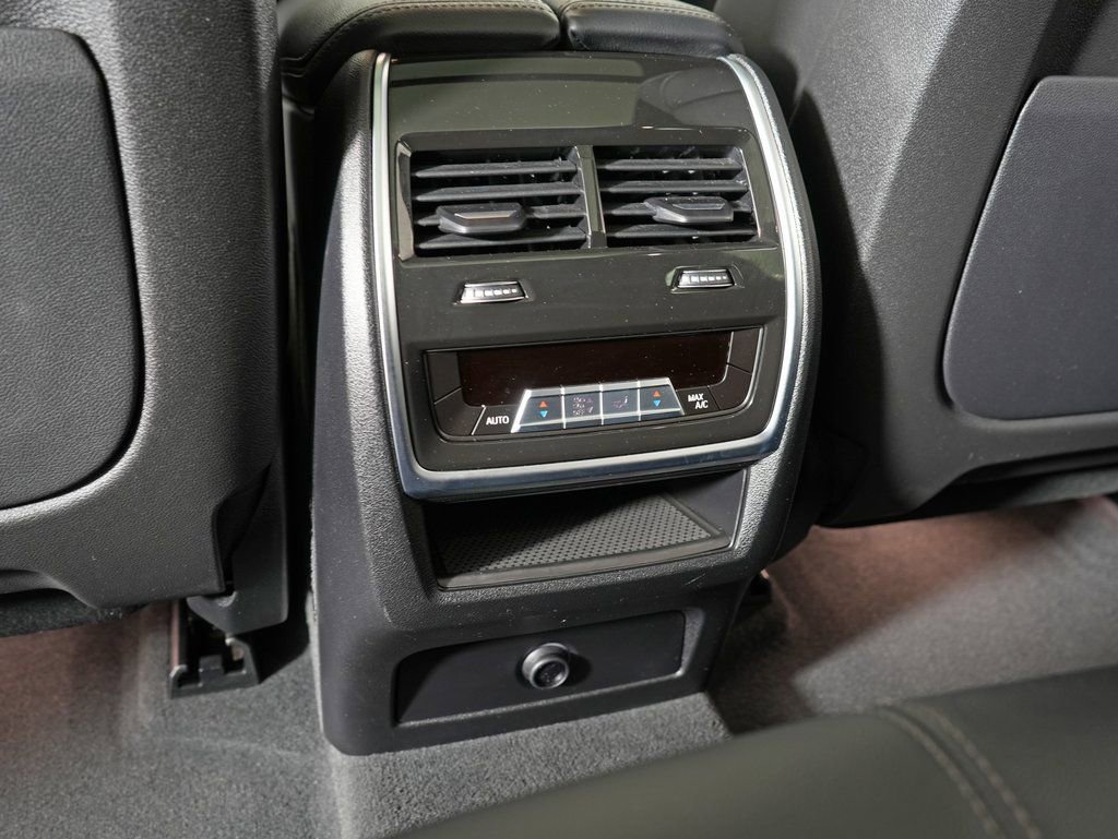 Used 2022 BMW X5 xDrive45e w/ M Sport Package image 34