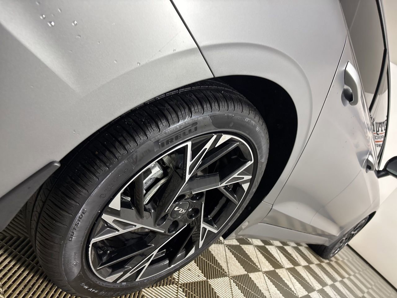 Used 2025 Kia K5 GT-Line image 32