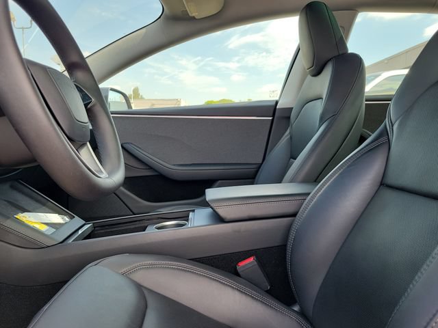 Used 2024 Tesla Model 3 Standard Range RWD image 19