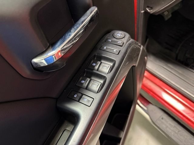Used 2019 Chevrolet Silverado 1500 LT w/ All Star Edition AWD/4WD image 10