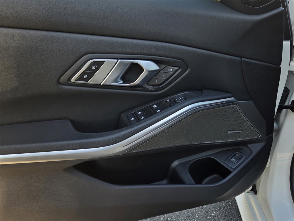 Used 2023 BMW M340i w/ Premium Package image 12