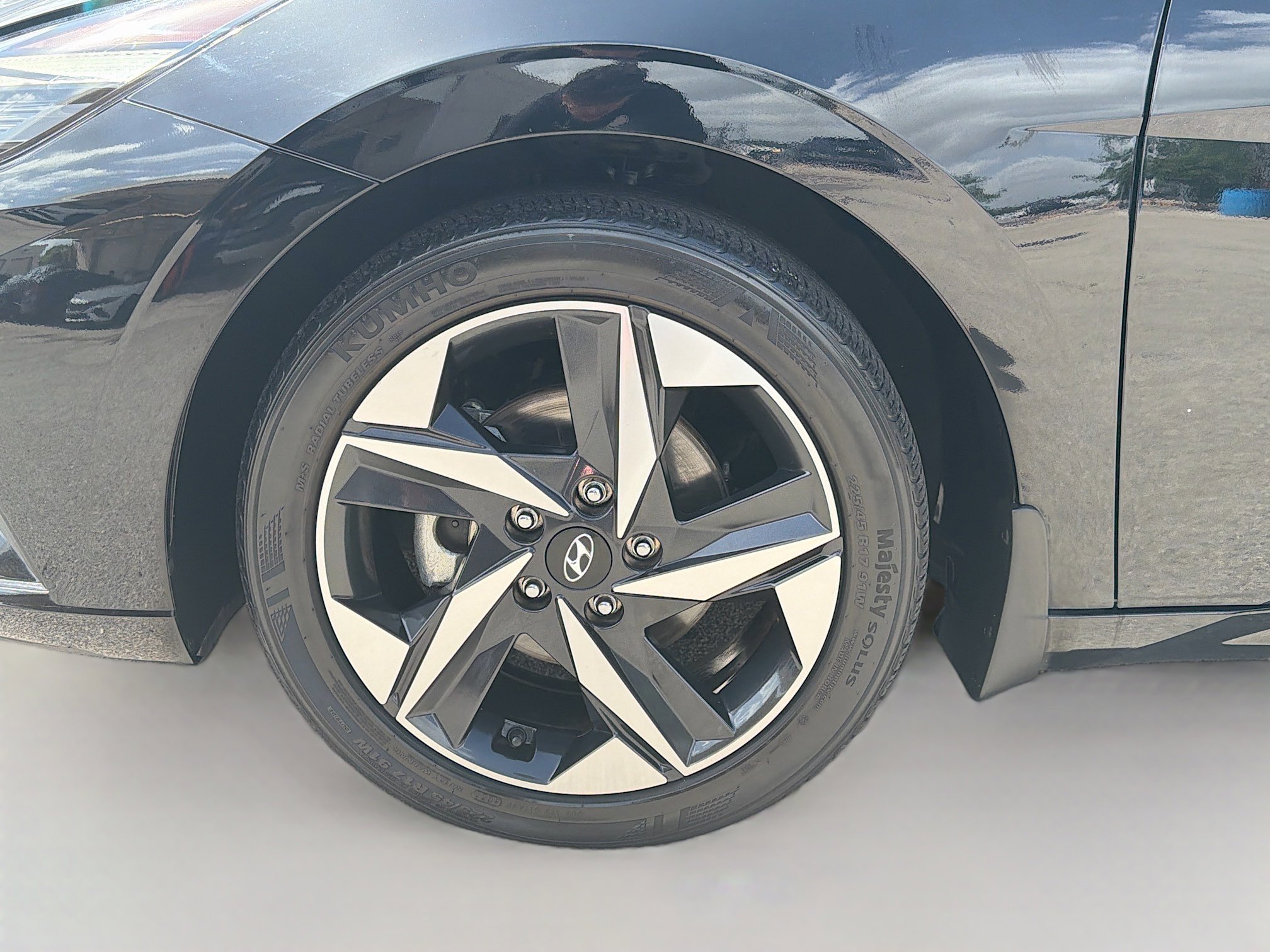 Used 2023 Hyundai Elantra SEL w/ Convenience Package FWD image 34